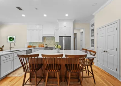 Family Gathering Kitchen project, kitchen remodeling by Greystone Kitchens in Jacksonville, FL, photo 6 of 8