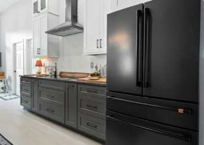 Modern White Kitchen project, kitchen remodeling by Greystone Kitchens in Jacksonville, FL, photo 9 of 9