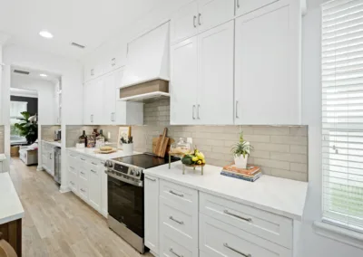 Pendant Island Kitchen project, kitchen remodeling by Greystone Kitchens in Jacksonville, FL, photo 6 of 7