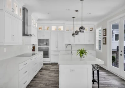 Bright White Kitchen project, kitchen remodeling by Greystone Kitchens in Jacksonville, FL, photo 2 of 7
