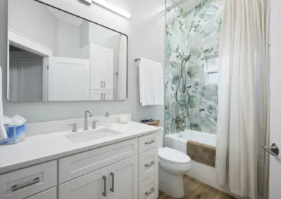 Green Marble Bath project, bathroom remodeling by Greystone Kitchens in Jacksonville, FL, photo 5 of 6